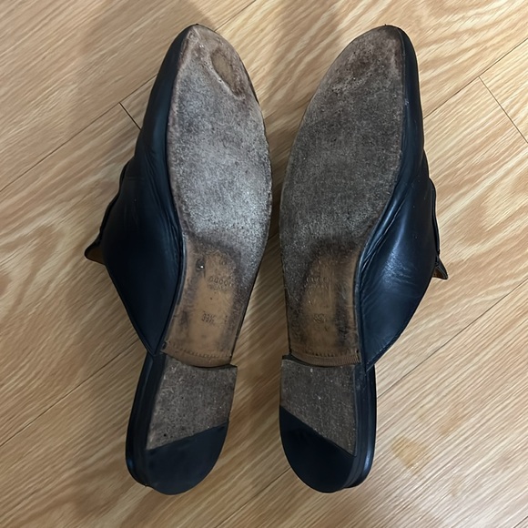 GUCCI SLIDES size 39.5! Amazing price and condition - Picture 3 of 6